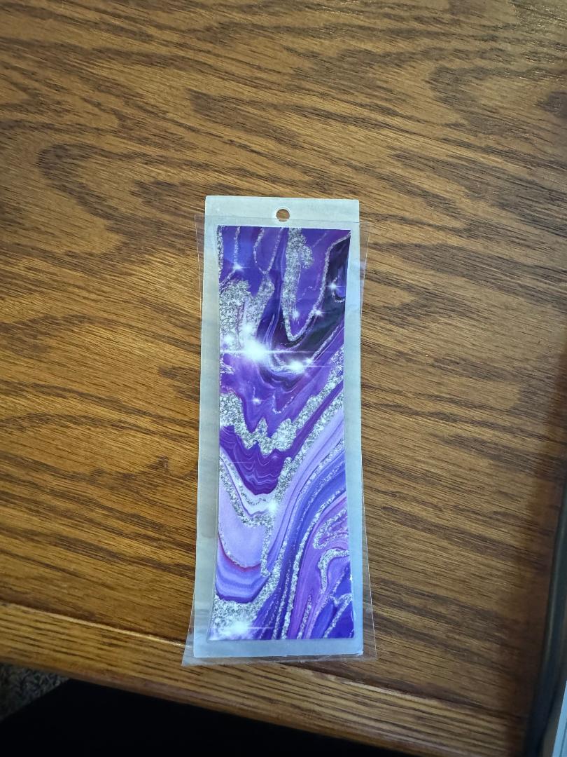 PURPLE GLITTER MARBLE BOOKMARK